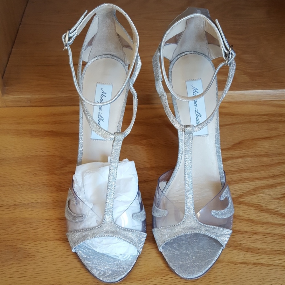 New Monique Lhuillier Sandals SILVER